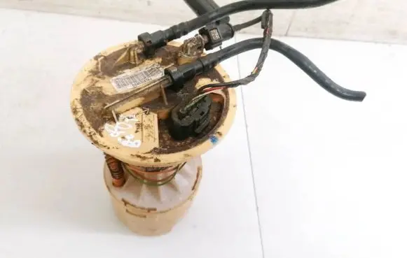 Ford Focus Fuel level sensor 3M519275 D2403347AJ