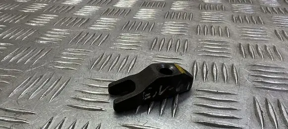 KIA Ceed Fuel Injector clamp holder 