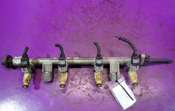 Fuel main line pipe