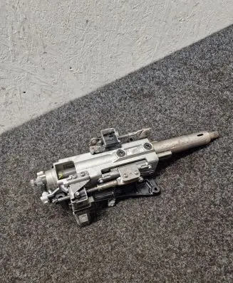 Tesla Model S Steering wheel axle 1027811-00-F