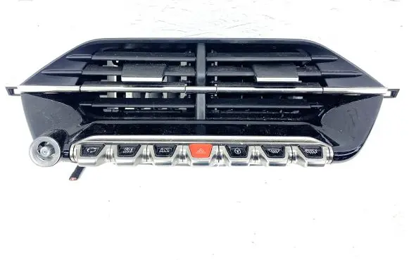 Peugeot 208 Climate control unit 9823457180