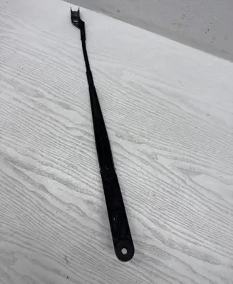 Volkswagen Golf VI Front wiper blade arm 1Q1955409