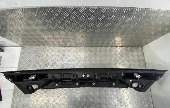 Audi A7 S7 4G Tailgate/trunk spoiler 4G8827086D 4G8827086F 4G8827080E
