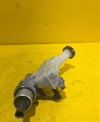 Renault Modus Master brake cylinder 8200129956