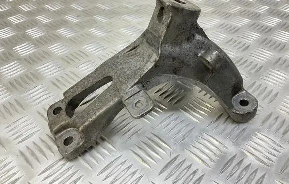 Audi A7 S7 4G Engine mounting bracket 4G0199308E