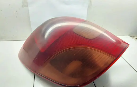 Toyota Corolla Verso E121 Rear/tail lights 9824E4