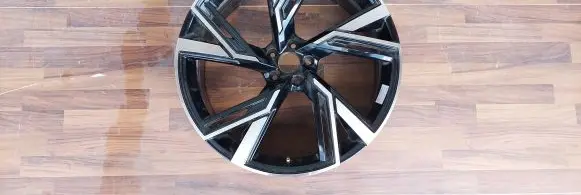 Audi A7 S7 4K8 R22 alloy rim 3668863