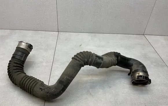 Nissan X-Trail T32 Intercooler hose/pipe 