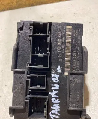 Volkswagen Touran I Comfort/convenience module 1K0959433CR 00044000 00897714