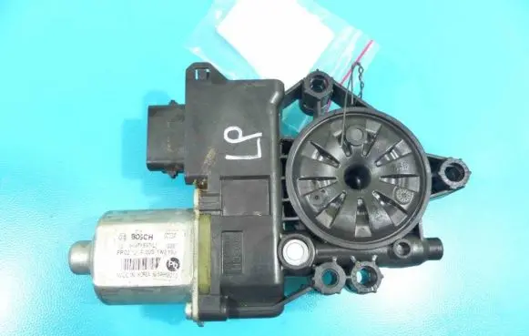 KIA Stonic Front door window regulator with motor F00S1W2193 IMPRK1232306