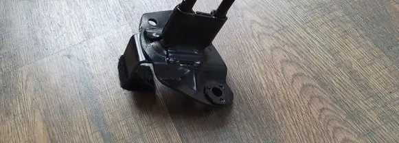 Hyundai ix35 Seat back rest lock catch 