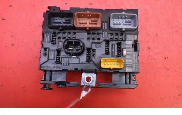 Peugeot 207 CC Fuse box set 9661708280