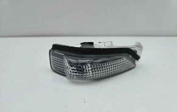 Toyota C-HR I Mirror indicator light E11011553