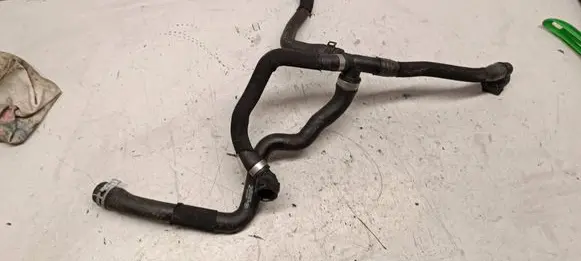 Mini One - Cooper F56 F55 Engine coolant pipe/hose 
