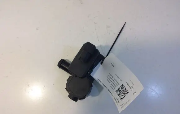 Porsche Panamera (970) Electric auxiliary coolant/water pump 97057222500