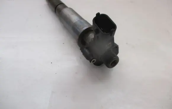 Nissan Qashqai Fuel injector 0445115007 M9R832