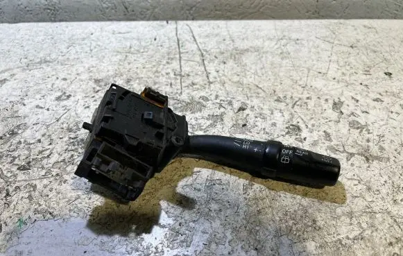 Toyota Avensis T250 Wiper control stalk 8405205170 06170 84442