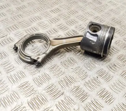 Dodge RAM 1500 DS Piston 68147233AA 68147228AA