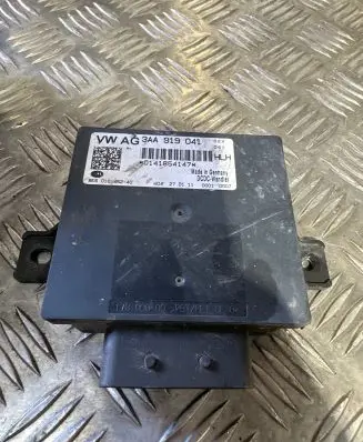 Volkswagen PASSAT B7 Power management control unit 3AA919041