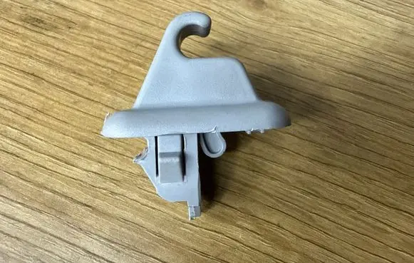 Volvo V70 Sun visor clip/hook/bracket 3572