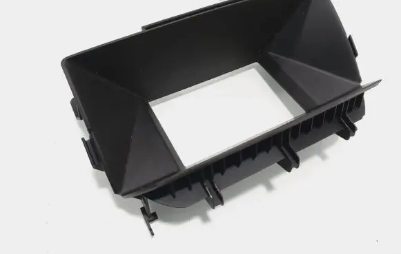 Radio/GPS head unit trim