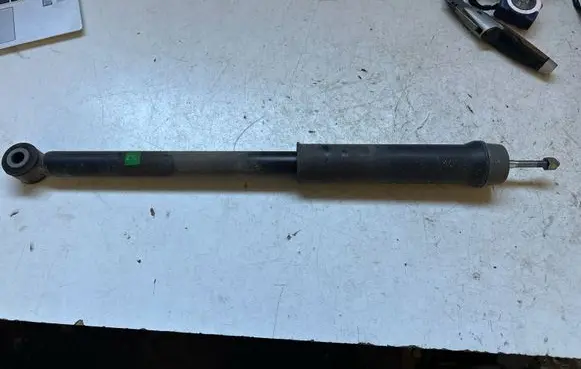 Nissan Juke II F16 Rear shock absorber/damper 