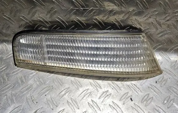 Pontiac Trans Sport Front reflector 16511152
