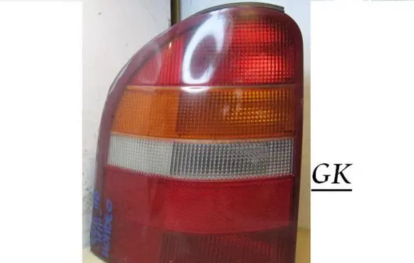 Ford Mondeo MK I Rear/tail lights 93BG13N004