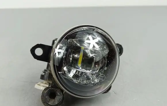 Polestar 2 Front fog light 90103785