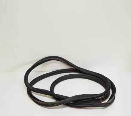 Skoda Octavia Mk2 (1Z) Trunk rubber seal (body) 