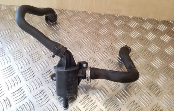 Breather/breather pipe/hose