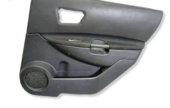 Nissan Qashqai+2 Rear door card panel trim 