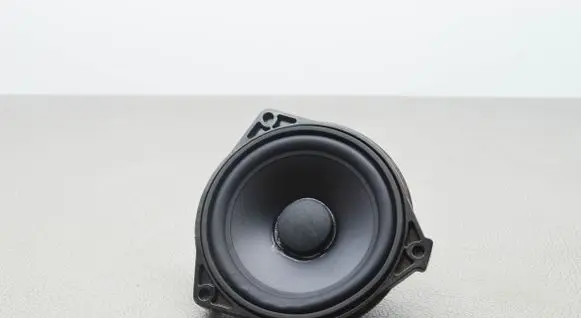 Panel speaker