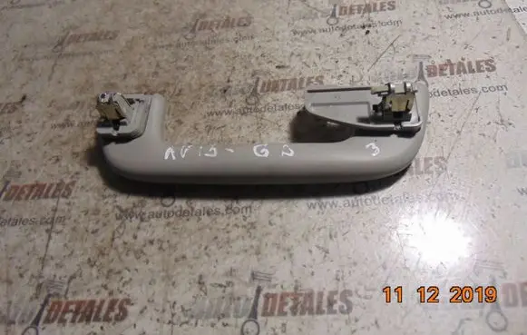 Toyota Avensis T270 Rear interior roof grab handle