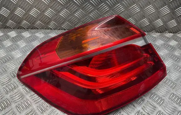 BMW 2 F45 Rear/tail lights 7311029 225051 F03533800G