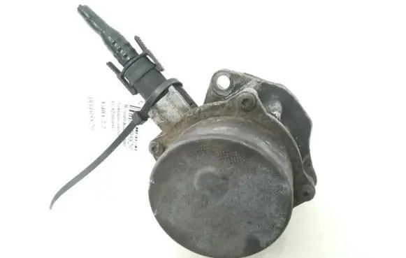 Renault Kangoo I Vacuum pump 8200046843