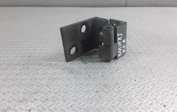 BMW X5 E53 Front door lower hinge 