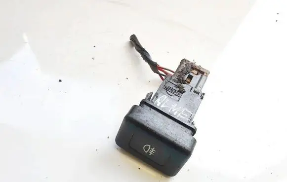 Fog light switch