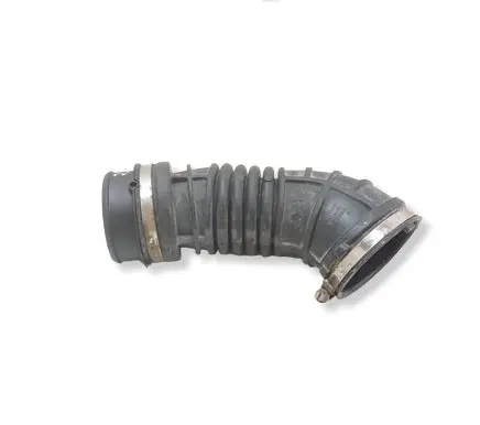 Chevrolet Orlando Air intake hose/pipe 13350727