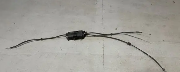 BMW X5 E70 Hand brake control module 6796072 13665010 006735670700