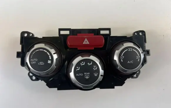 Subaru Impreza III Interior fan control switch 72311SC090