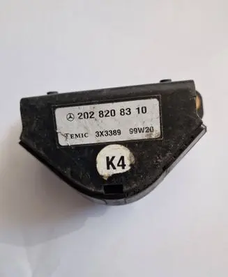 Mercedes-Benz C W202 Alarm movement detector/sensor 2028208310 3X3389