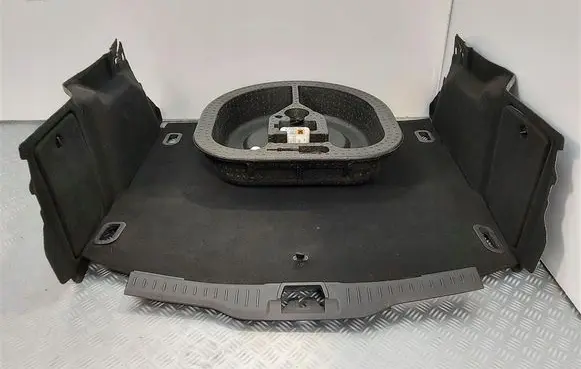 Ford Focus Trunk/boot floor carpet liner 