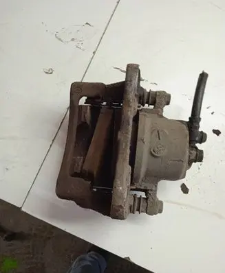 Toyota Prius (XW20) Front brake caliper PRIUS2006M