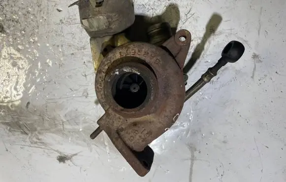 Ford Mondeo MK IV Turbo 9658728580 GT1749V 7607742