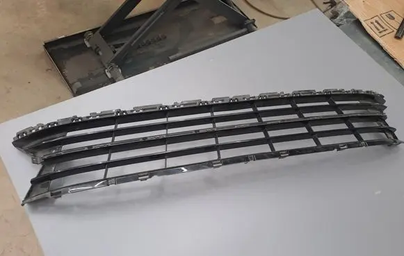 Volkswagen PASSAT B8 Front bumper lower grill 3G0853677K