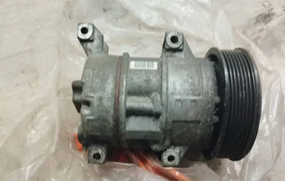 Toyota Avensis T250 Air conditioning (A/C) compressor (pump) GE4472209399 5SE12C