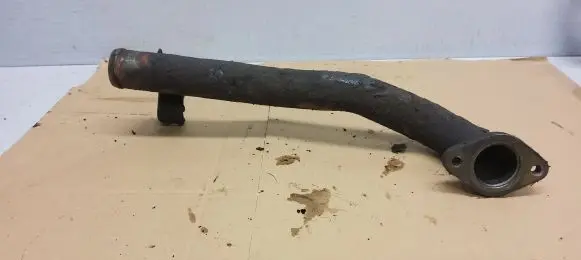 Nissan X-Trail T30 Engine coolant pipe/hose
