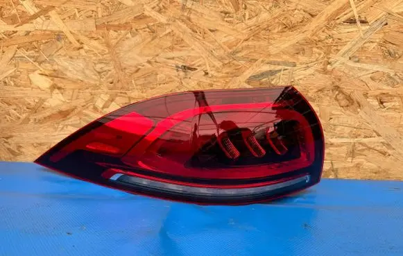 Mercedes-Benz GLE W167 Rear/tail lights A1679063104