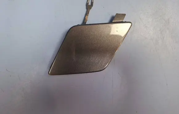 Peugeot 3008 II Front tow hook cap/cover 9836770277